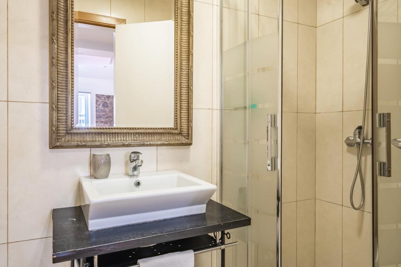Cayres Suites Carmo Funchal Dış mekan fotoğraf